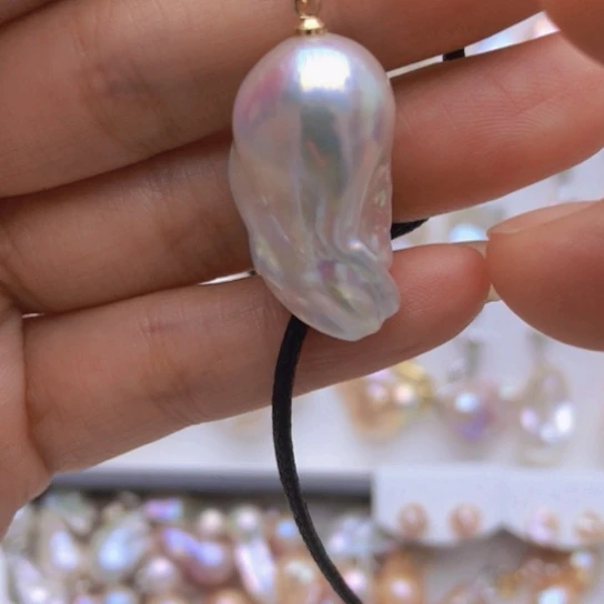 颈饰未镶嵌淡水珍珠