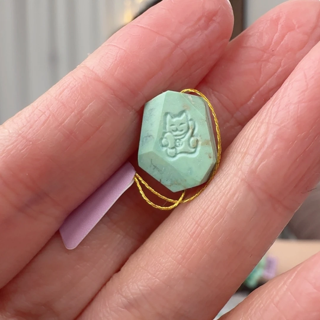 绿松石未镶嵌珠宝奇石