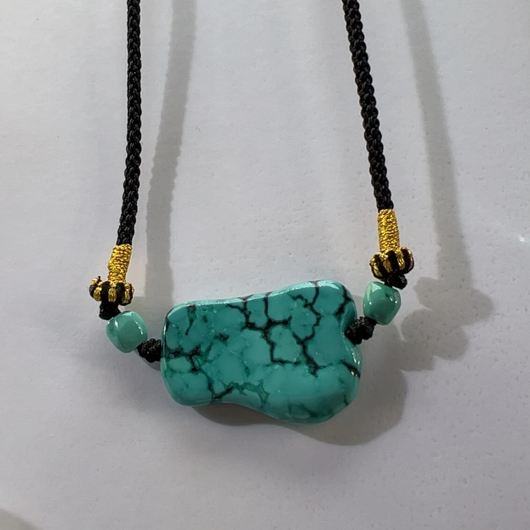 绿松石未镶嵌挂件