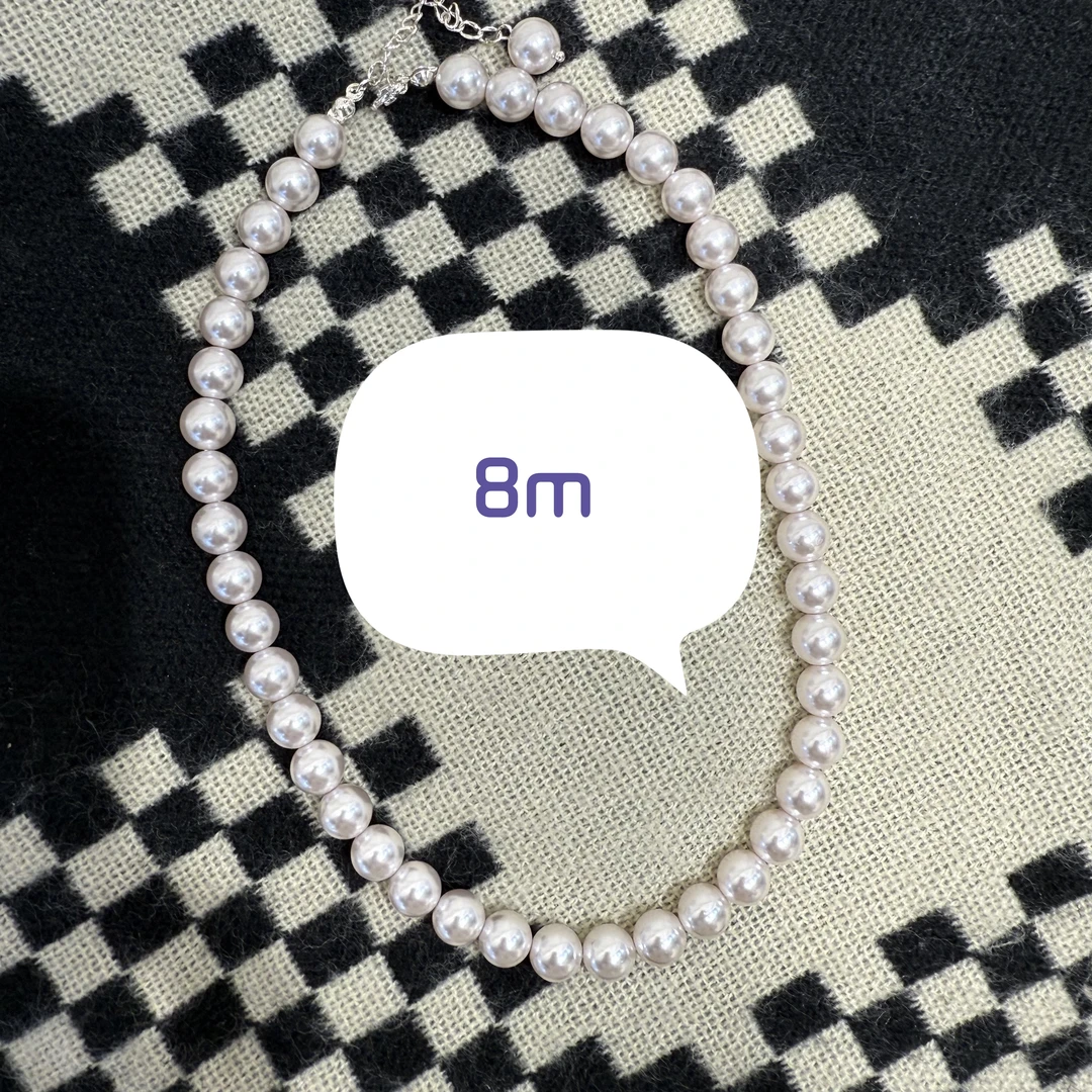 A906曼塔玫瑰色施加珠8M的项链