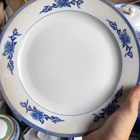 陶瓷9寸平盘一个陶瓷