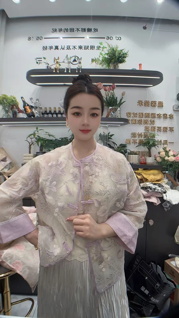 宽松型保暖V领长袖衬衫外披网红百搭富婆风幂式穿搭