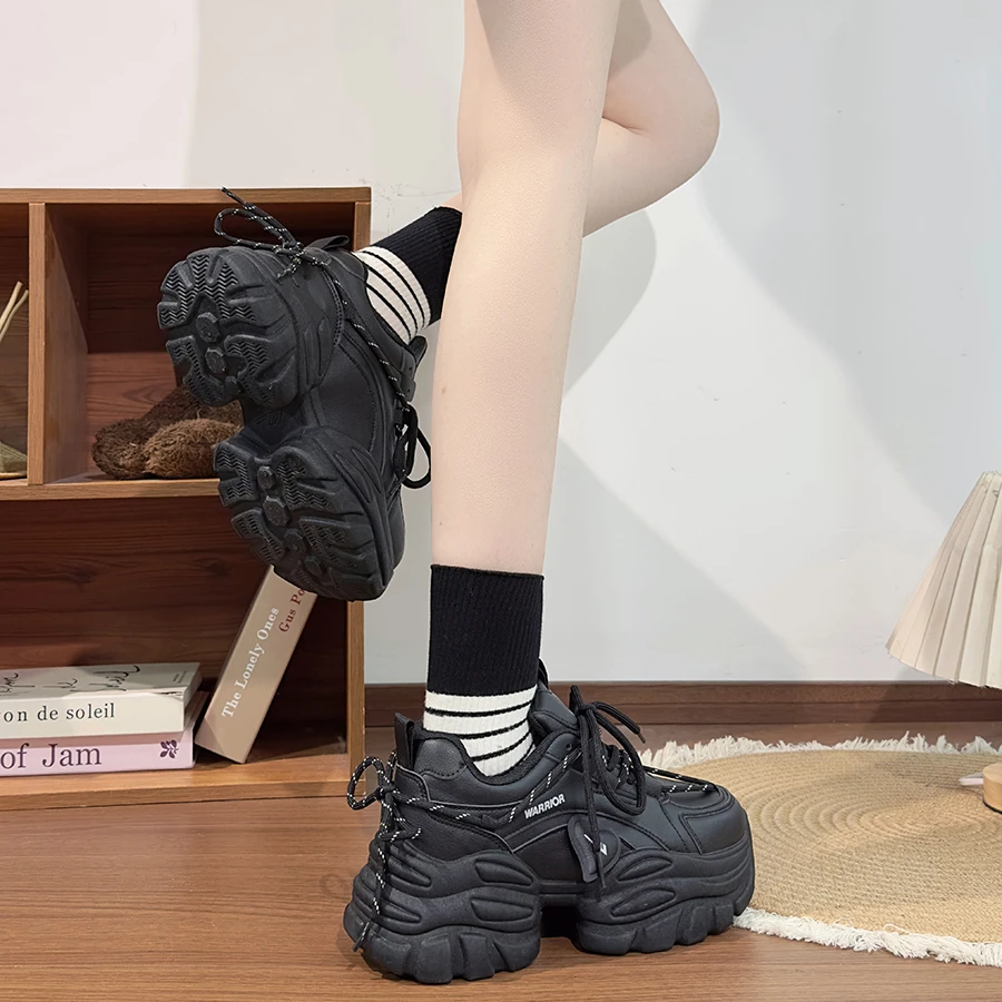 回力黑色老爹鞋女2026新款甜酷厚底增高运动鞋百搭复古休闲小黑鞋