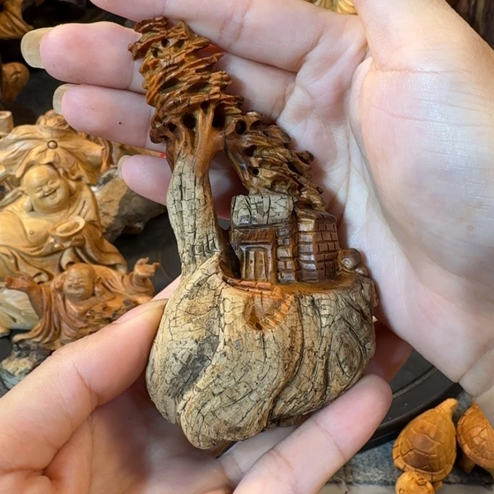 一*?崖柏摆件手把件等