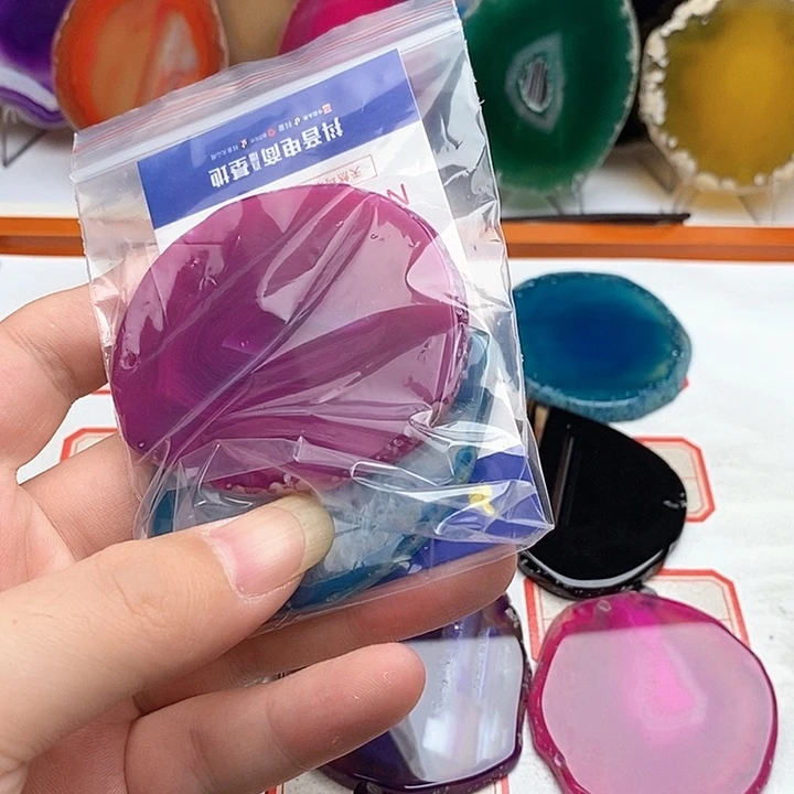 宝****玛瑙/玉髓合金颈饰