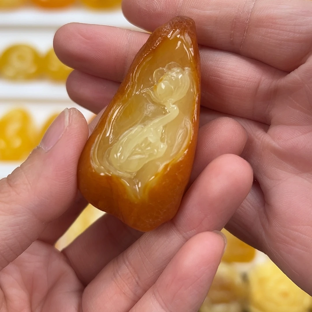 蜜蜡未镶嵌颈饰17.5克