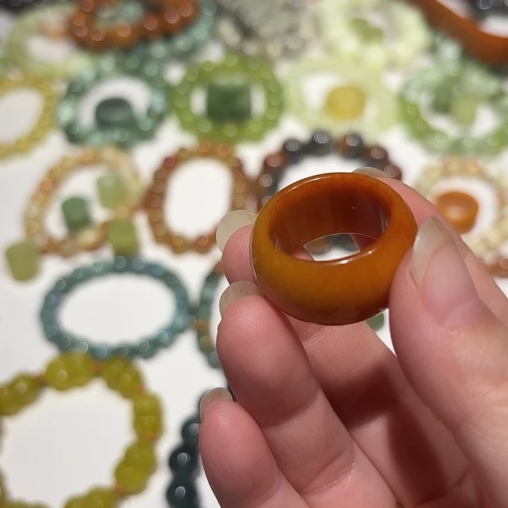 蛇纹石玉未镶嵌戒指