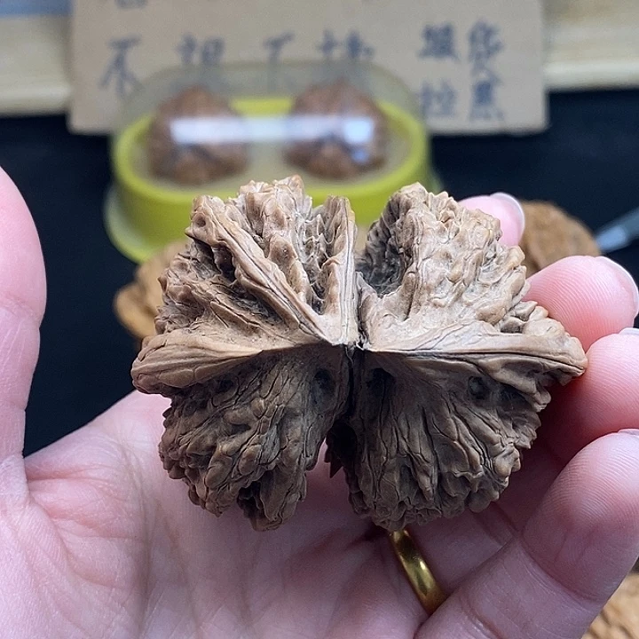 小***豆文玩核桃吊坠异形单只不退不换