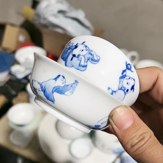 盘耍*烦手绘杯两个➕6寸白珐琅碗一个欠10元