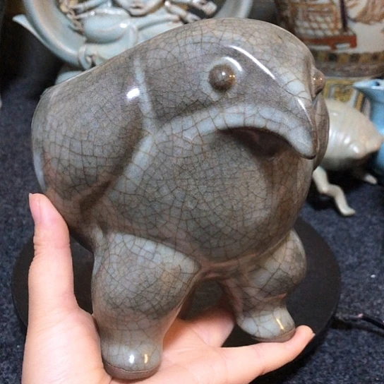 藏宝阁陶瓷，鸟尊一件