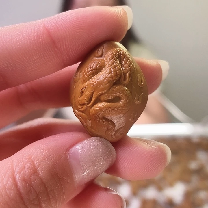 吊坠橄榄核橄榄核 蛇