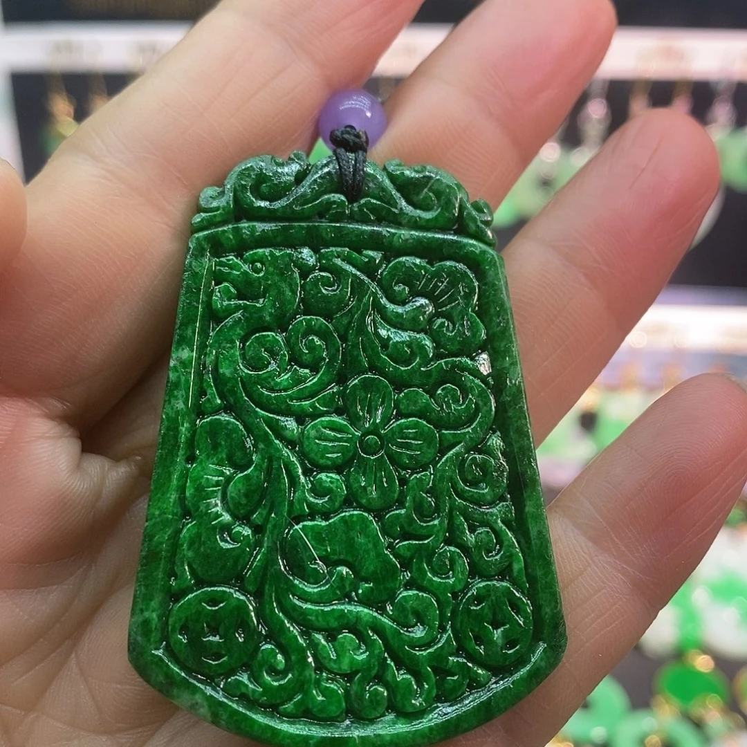 翡翠未镶嵌吊坠(赠链)吊坠