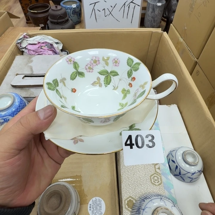 瓷片工艺品摆件瓷器摆件正能量