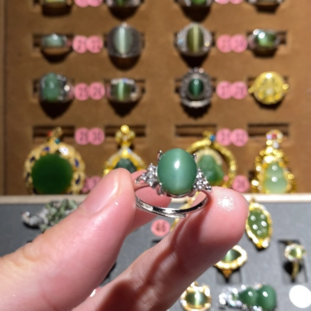 和田玉未镶嵌戒指