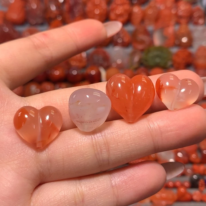 【闪购商品】未镶嵌屁桃微瑕放漏南红玛瑙