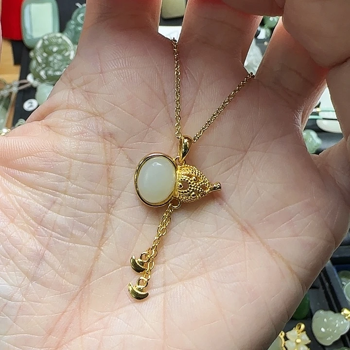 颈饰银S925镶嵌和田玉