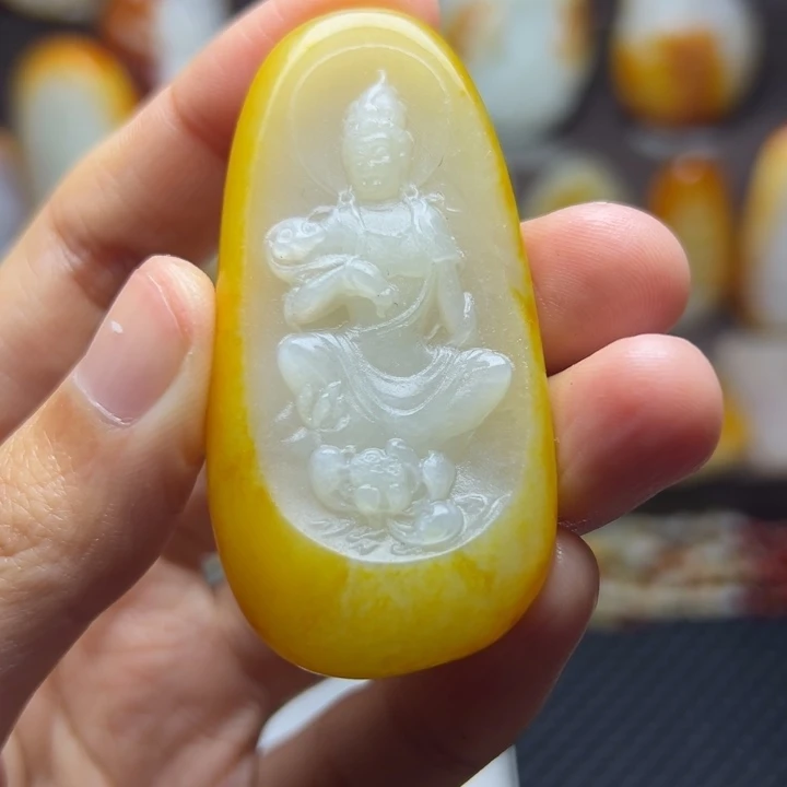 和田玉未镶嵌颈饰