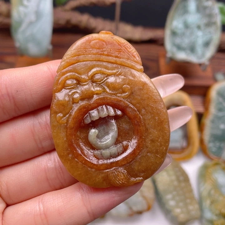 定制翡翠未镶嵌翡翠