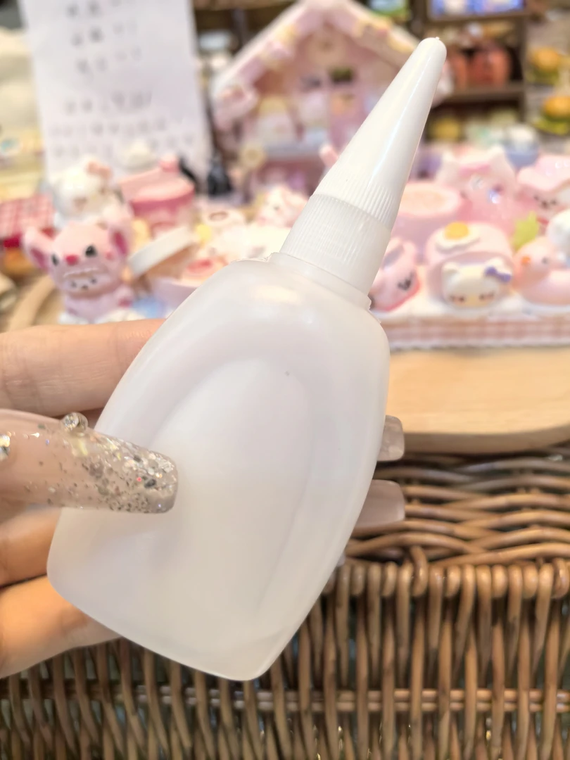 主包用的胶水很好干很耐用Nice！