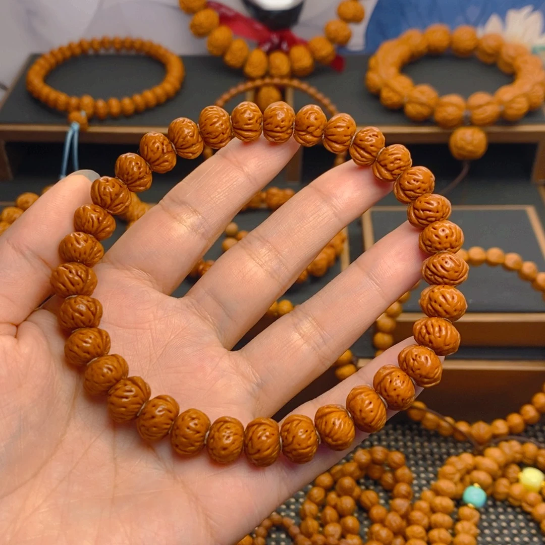 麒***洋桃核吊坠秦岭森林11