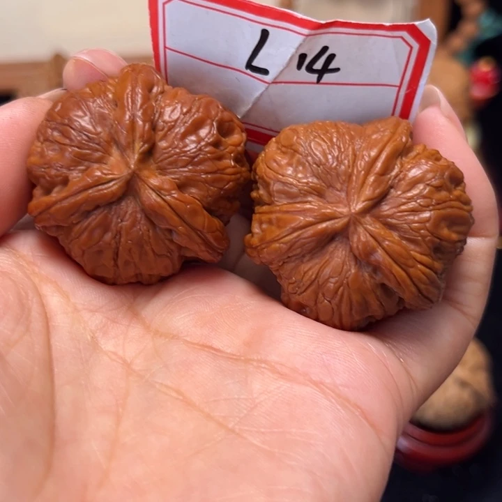 文玩核桃吊坠38.5全品粗筋元宝奔14