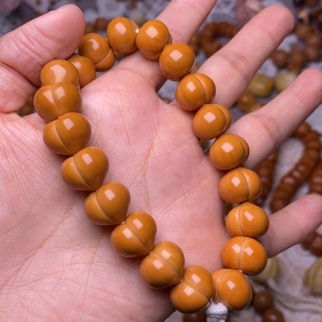 把件猴头核桃柯基屁桃高定