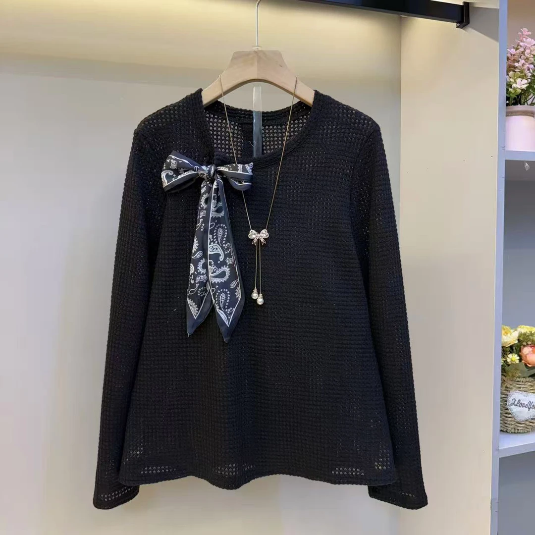 2025秋新款圆领设计感丝巾高级感针织衫