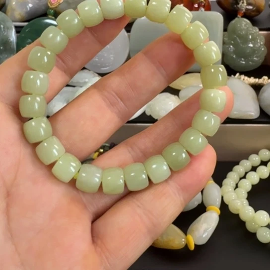 和田玉（糖玉）未镶嵌颈饰