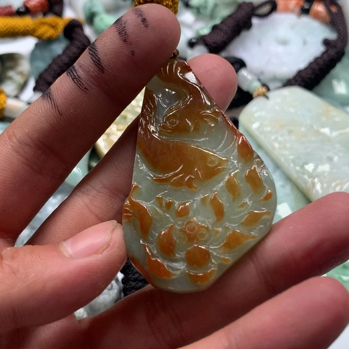 颈饰未镶嵌翡翠保真天然a货翡翠