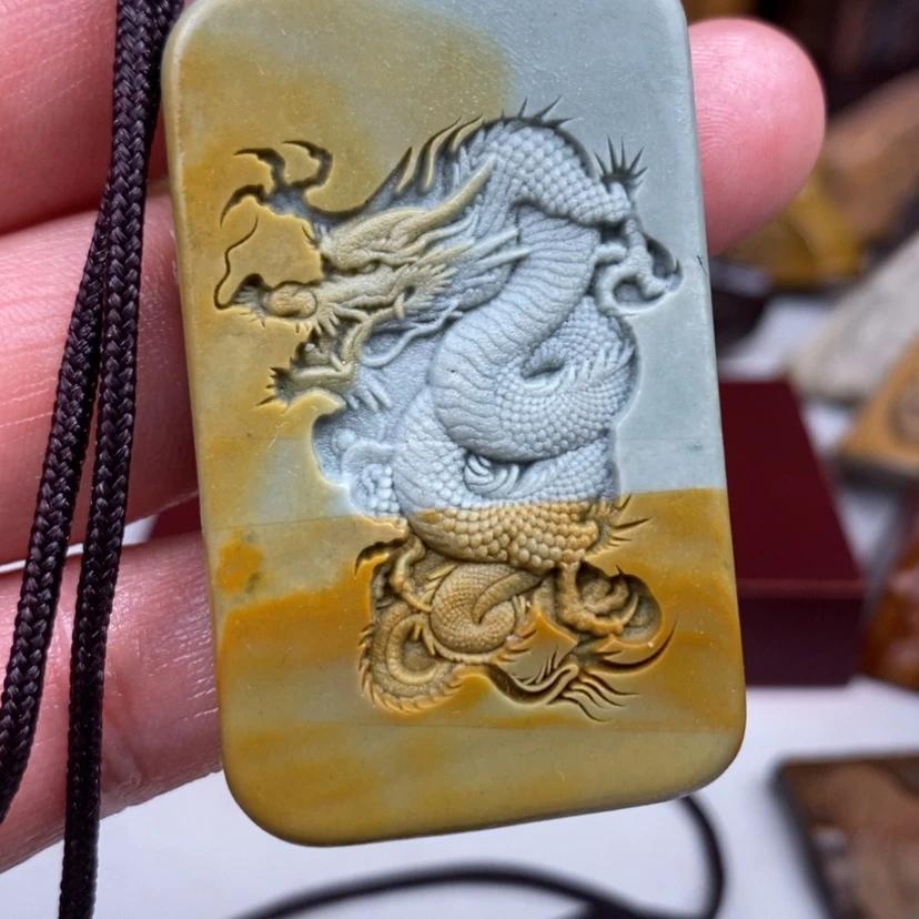 【闪购商品】原石雕刻手把件