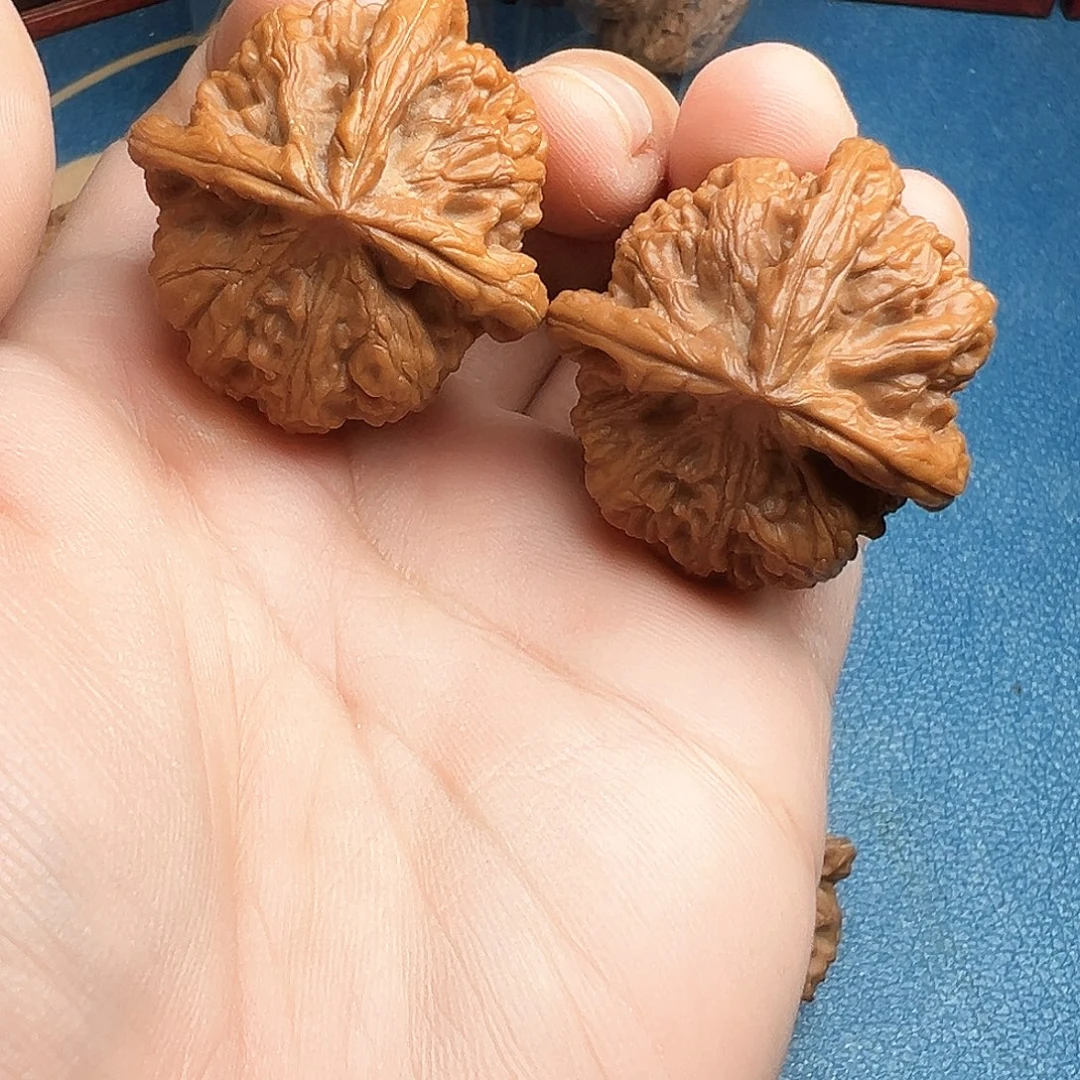 把件文玩核桃39玉溪三棱