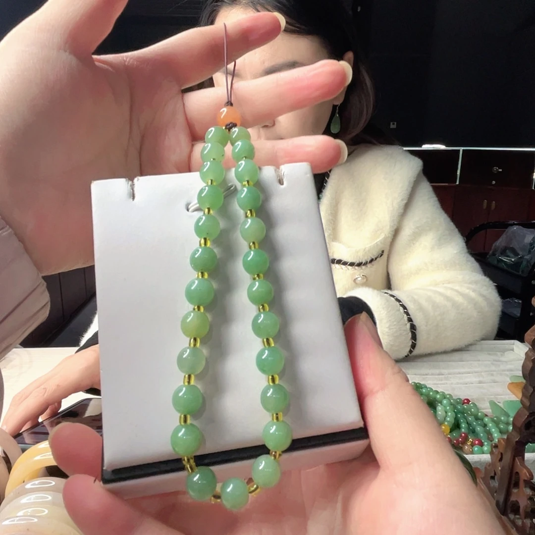 密玉（石英质玉）未镶嵌颈饰