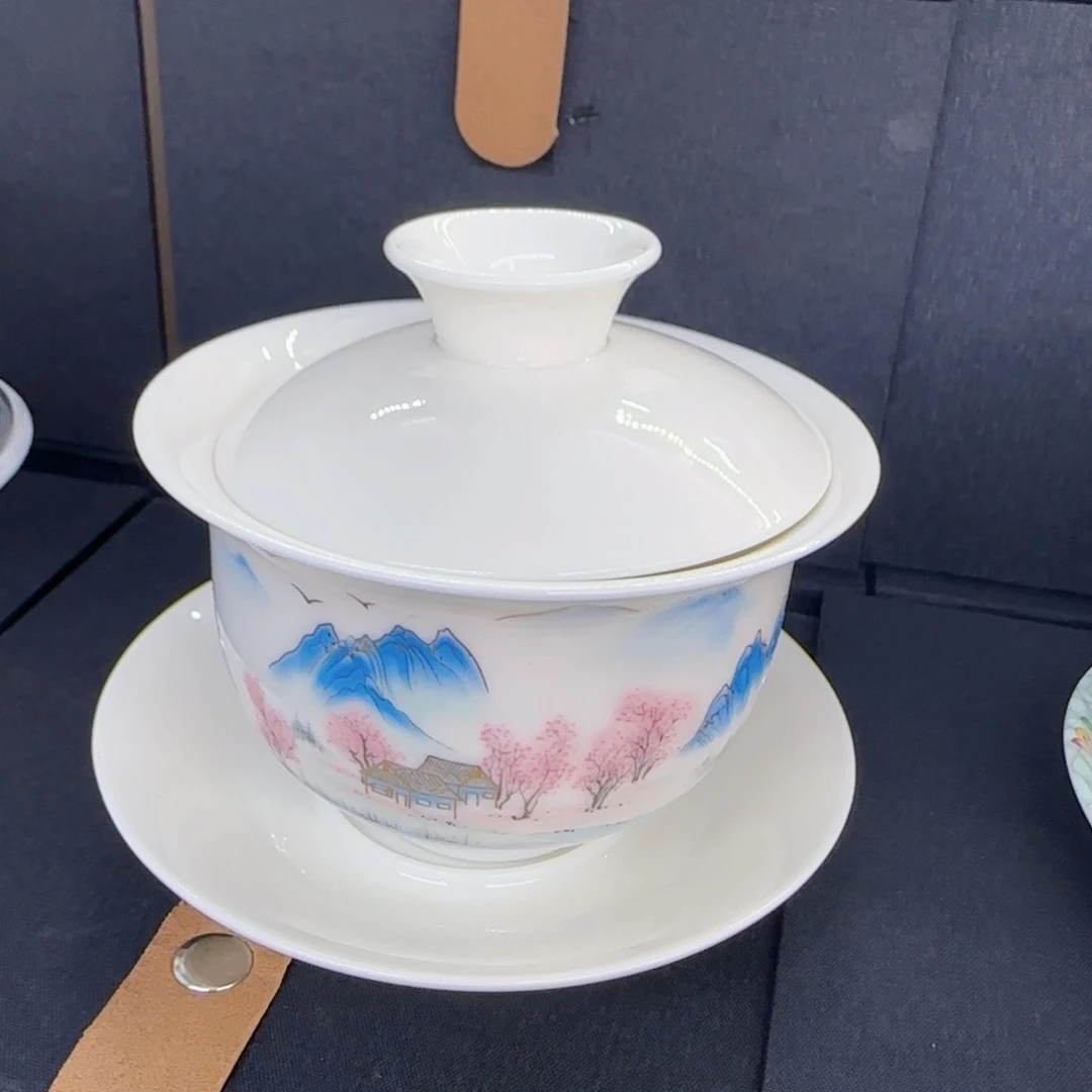 这些盖碗真好看！！！