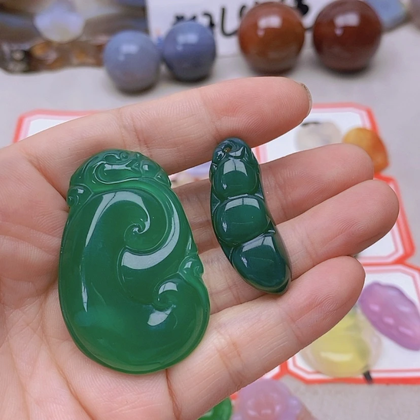 【闪购商品】玛瑙/玉髓未镶嵌珠宝半成品青****们