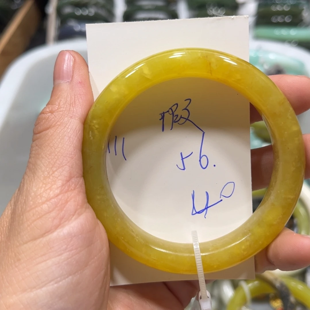 蛇纹石玉手镯未镶嵌水**青