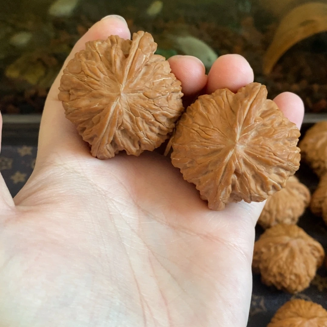 工***客文玩核桃吊坠涞水山地磨盘大馒头