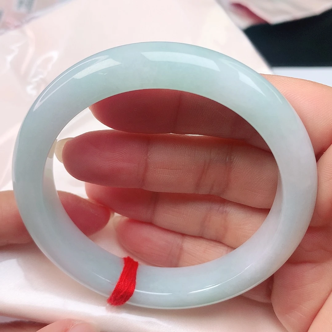 翡翠手镯未镶嵌5756