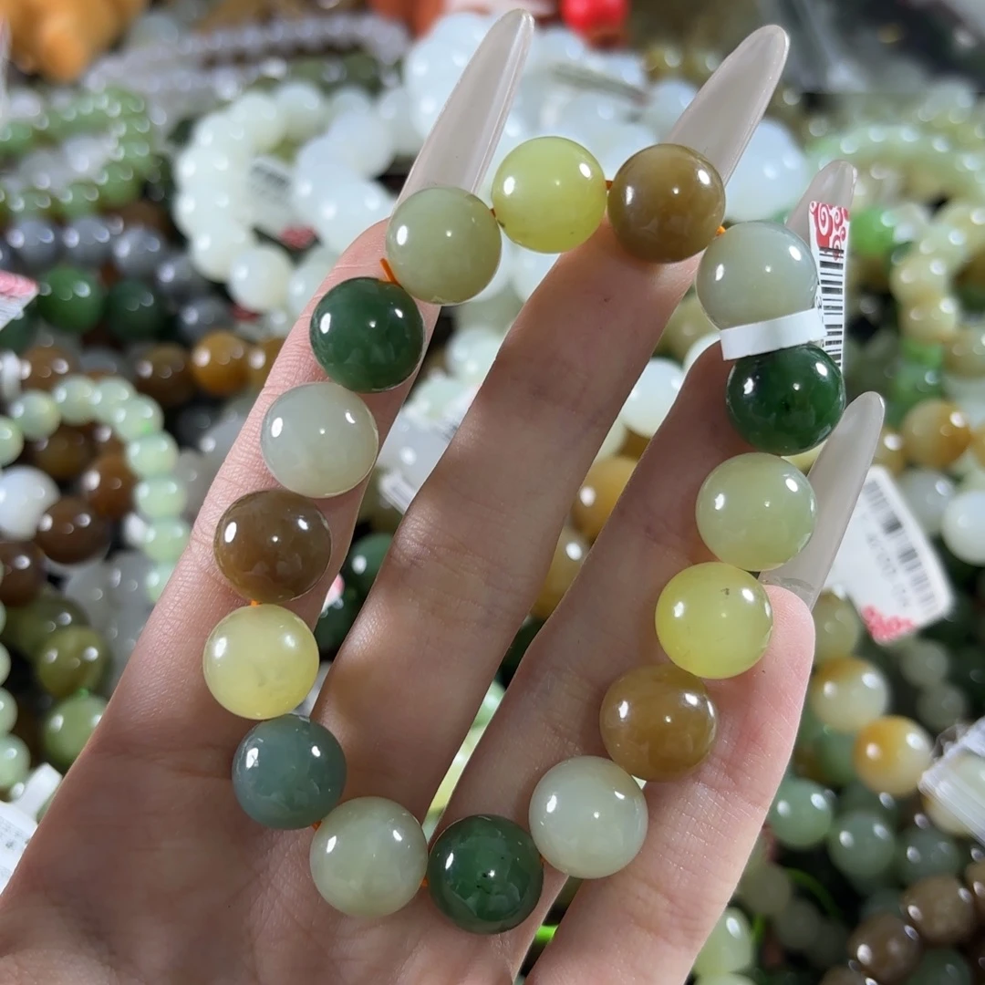 和田玉未镶嵌手链1