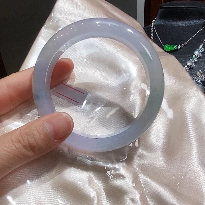 未镶嵌手镯翡翠缅甸翡翠手镯