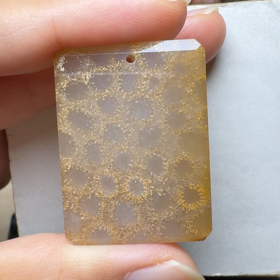 未镶嵌丝滑蜂窝果冻，盘盘更美硅化玉