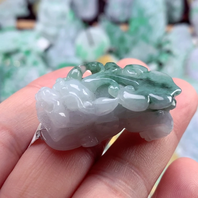 【闪购商品】翡翠吊坠(不含链)未镶嵌