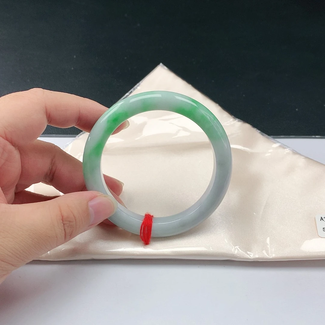 翡翠手镯未镶嵌十****）翡翠267