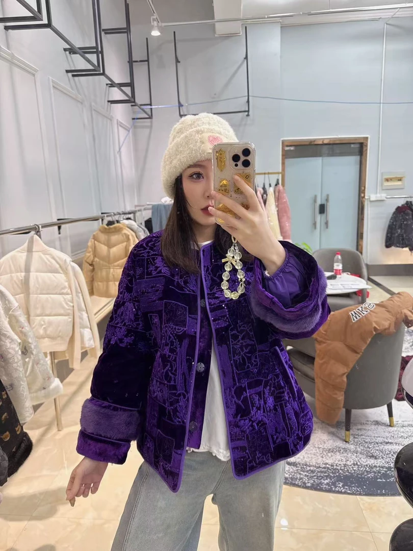 JDJ洁哥 2024新款 20965时尚短款丝绒鹅绒服休闲冬季女士保暖