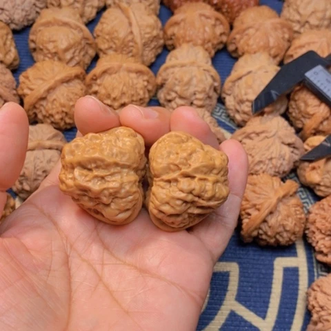 【闪购商品】吊坠文玩核桃A****少蛙蛙38