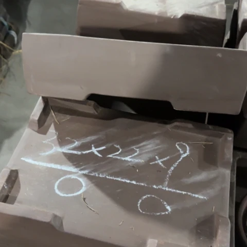 100-4。     微瑕32-22-9