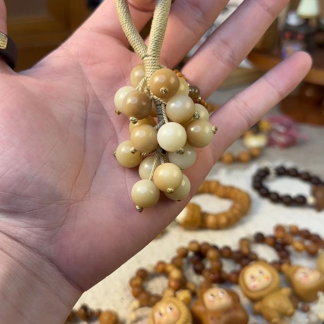 非洲檀香无事牌菩提根葡萄串