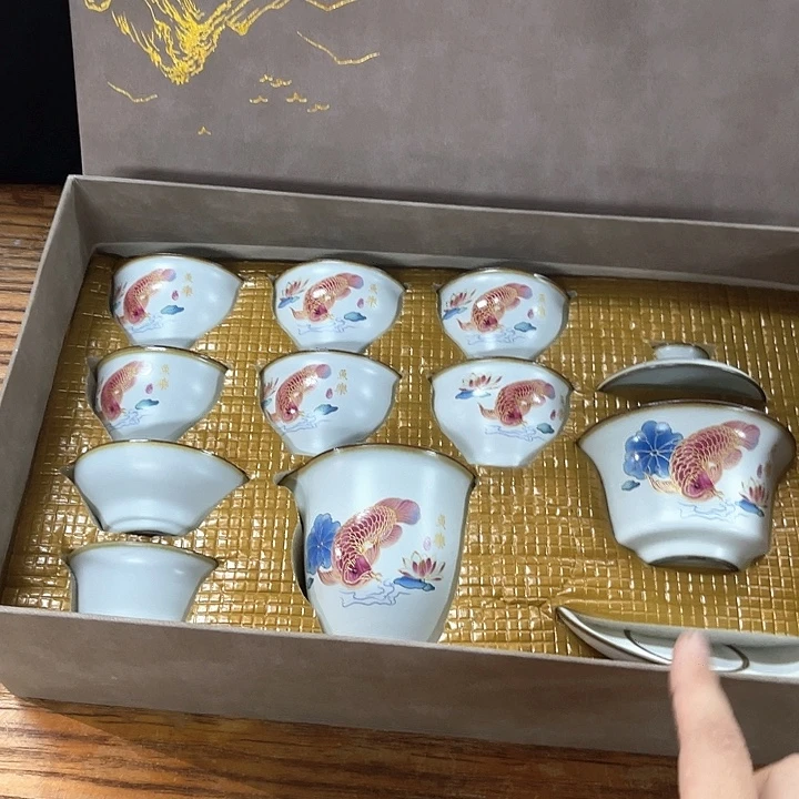 孤品茶具套装等。