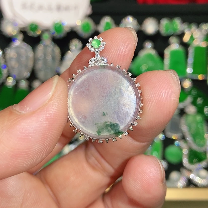 【闪购商品】颈饰18K金镶嵌翡翠天然翡翠