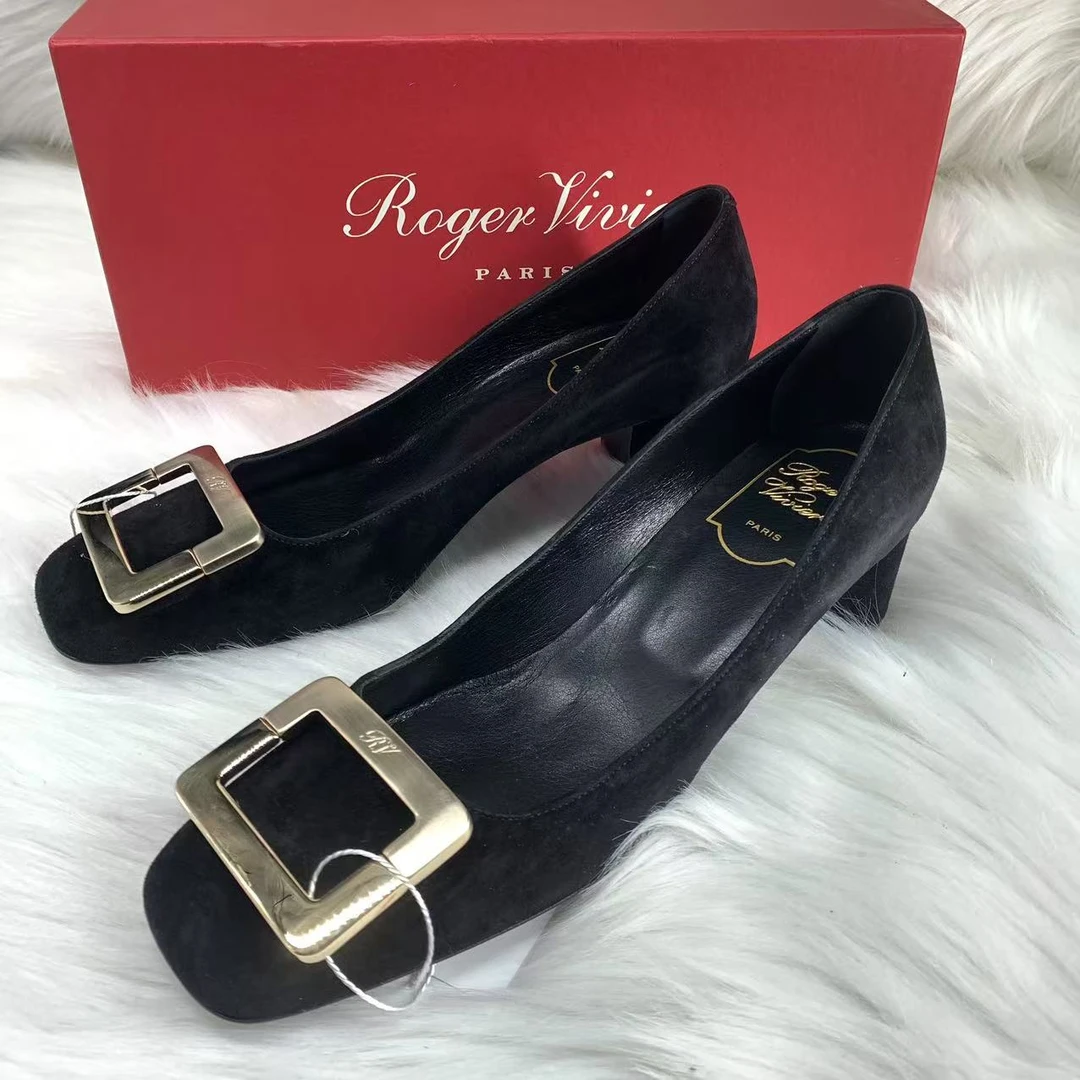 99新 Roger Vivier/罗杰·维威耶 38码/带盒/黑方扣高跟鞋 xxs810