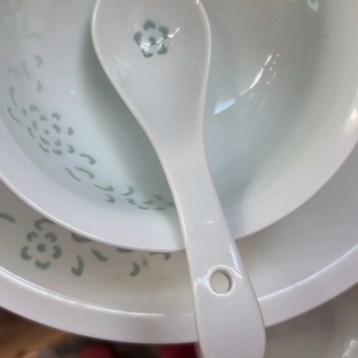 青瓷景德镇陶瓷白色小勺子两只